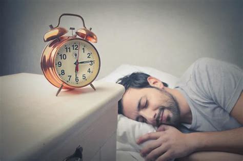凌晨三四点醒要警惕，属于睡眠障碍中早醒